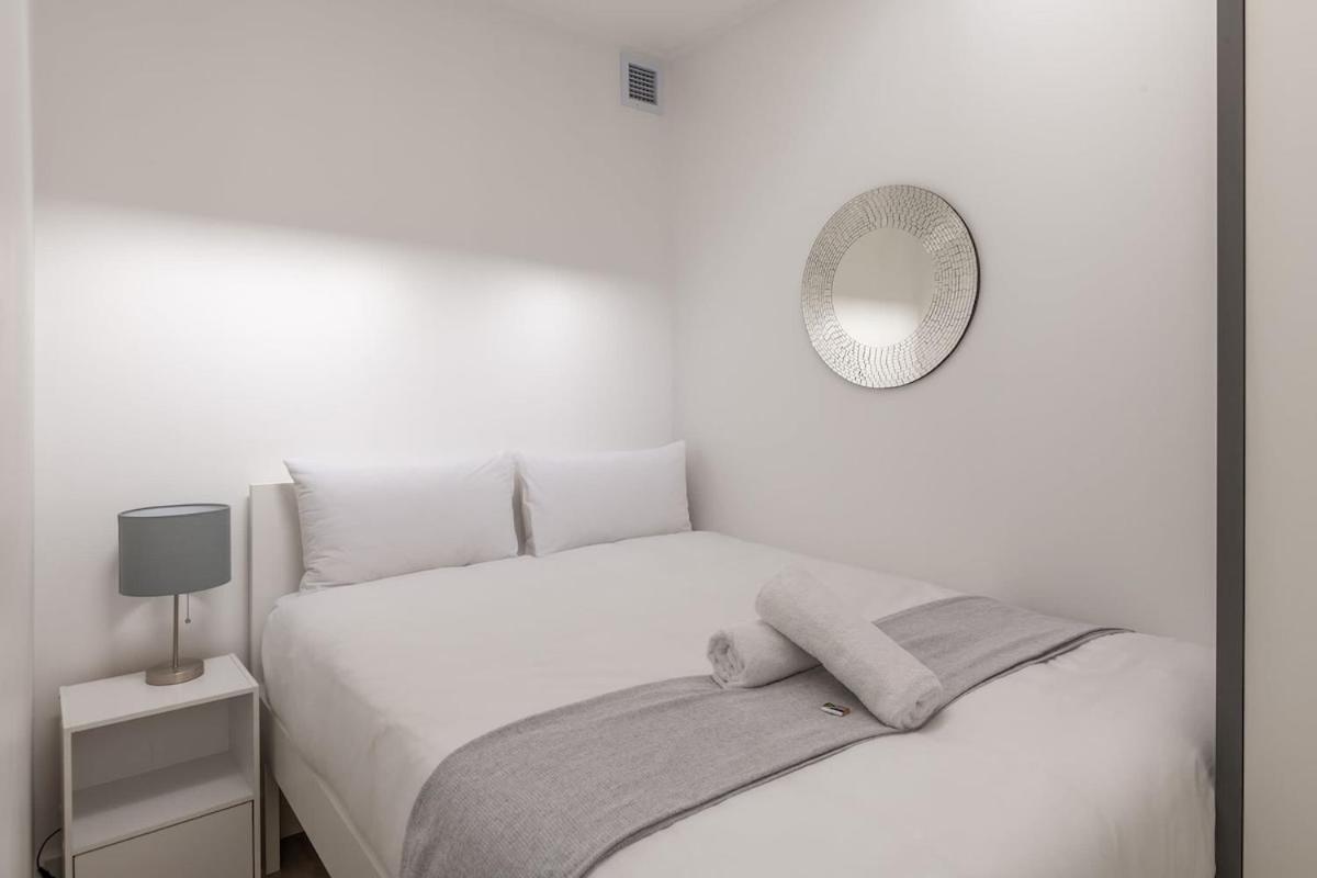 Apartment Artistic Escape In Woodstock: Mountain Views Pool